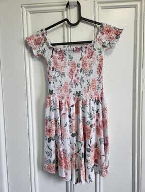 Garage Smocked Floral Romper Size XS